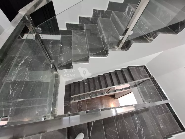 Floor for Sale in Riyadh Al Qadisiyah 20