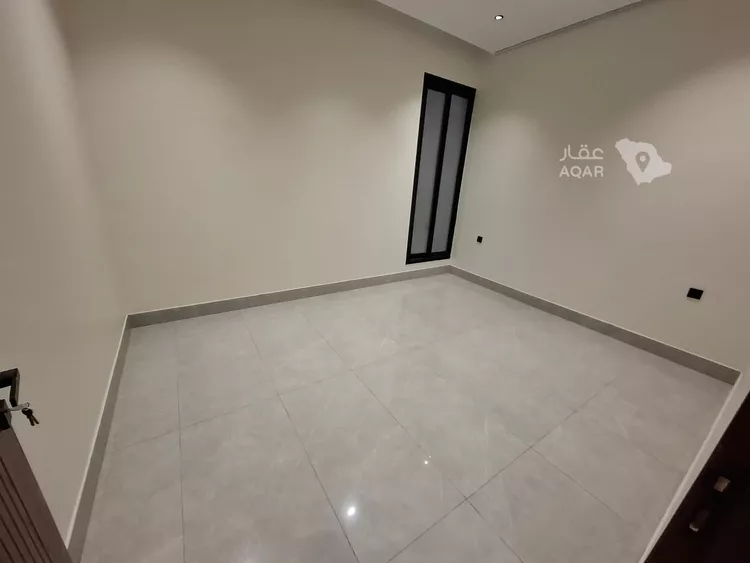 Floor for Sale in Riyadh Al Janadriyah 18