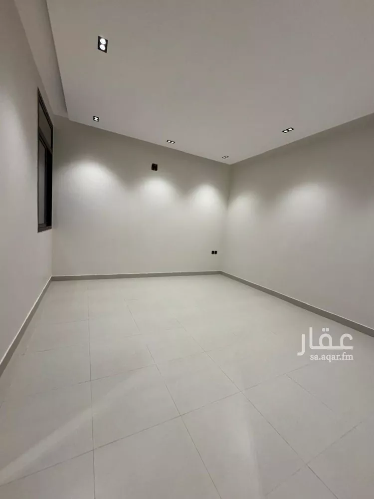 دور للبيع في شارع جبل الصفاح, حي الخليج, مدينة الرياض, منطقة الرياض 11