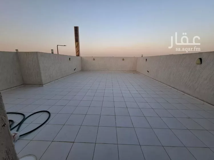 فيلا للبيع في شارع علي بن عبدالكريم, حي إشبيلية, مدينة الرياض, منطقة الرياض 14