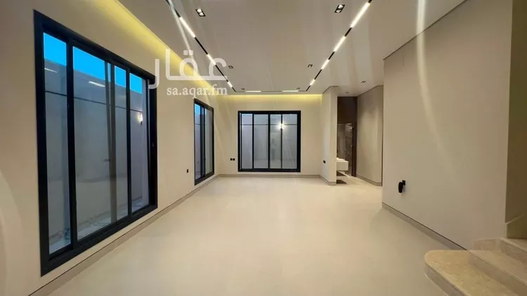 فيلا للبيع في شارع مطلق بن صالح بن مطلق, حي المعيزيلة, مدينة الرياض, منطقة الرياض 8