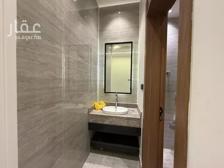 Apartment for Sale in Riyadh Al Yarmouk 14