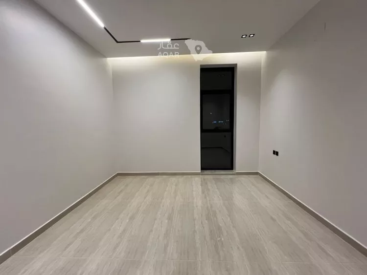 فيلا للبيع في شارع خارجة بن سعيد, حي الرمال, مدينة الرياض, منطقة الرياض 10