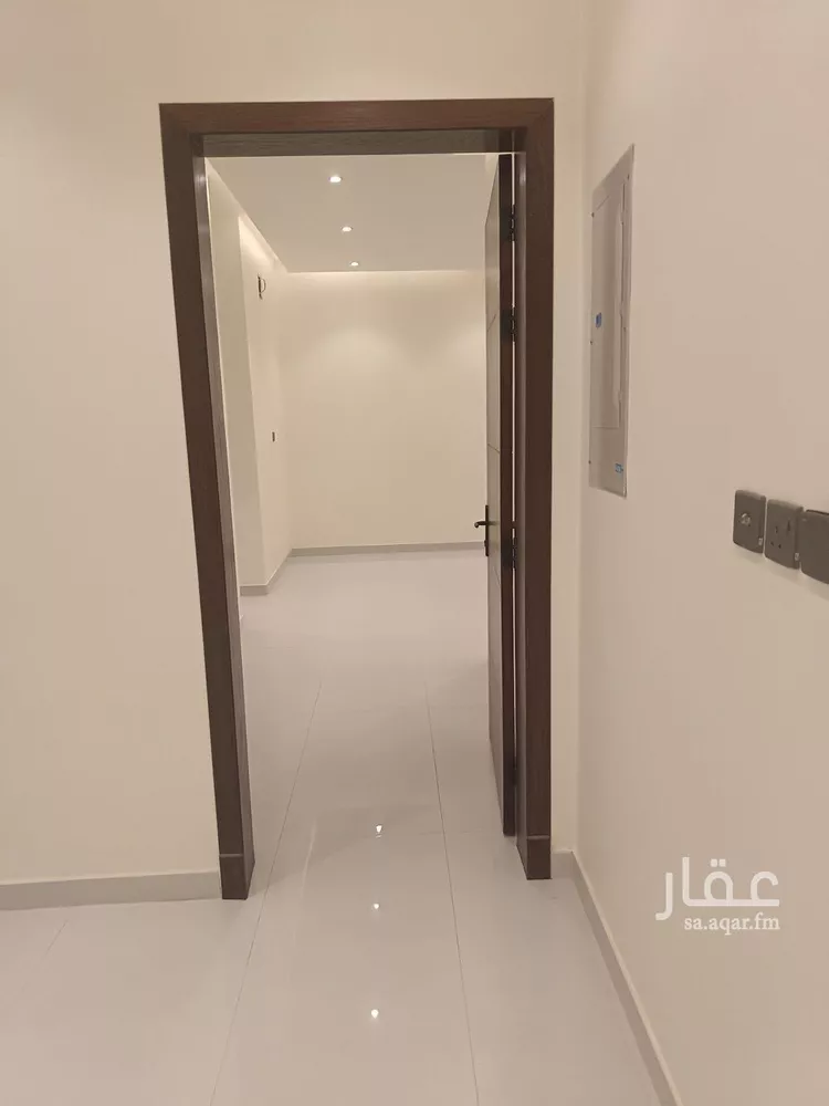 فيلا للبيع في شارع سكاكا, حي الصواري, مدينة الخبر, المنطقة الشرقية صورة 4