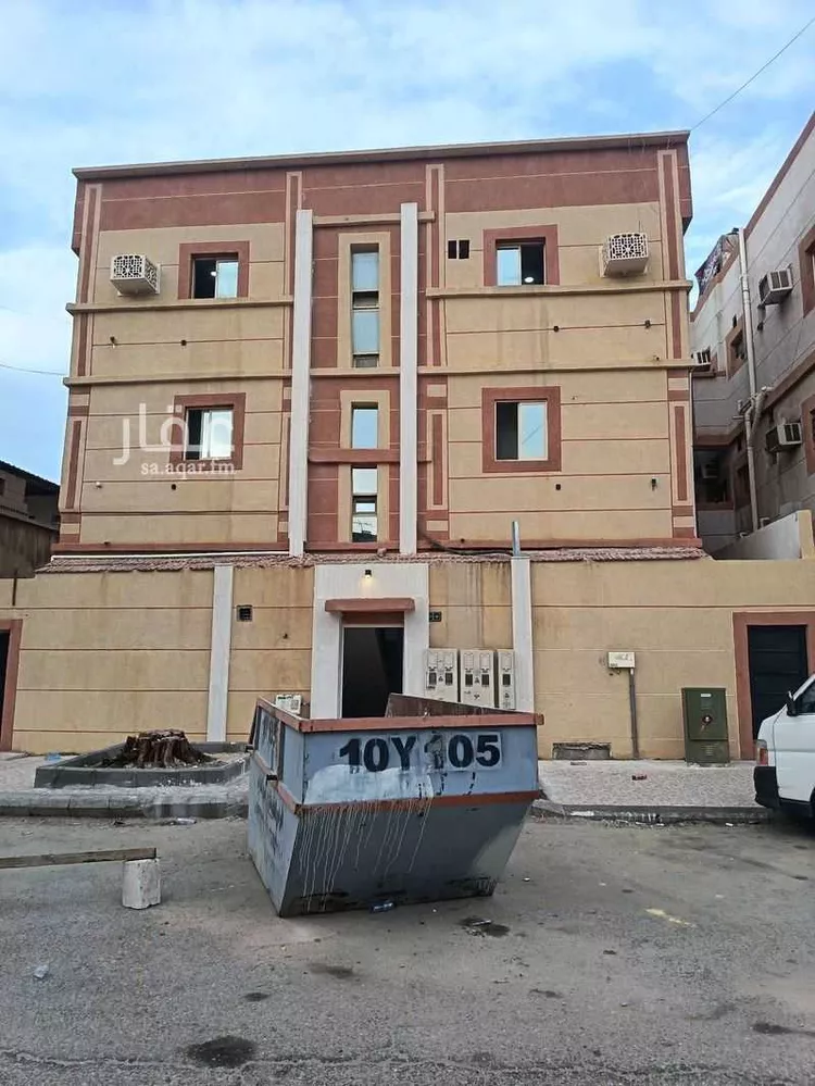 عمارة للبيع في شارع جيزان, حي الثقبة, مدينة الخبر, المنطقة الشرقية