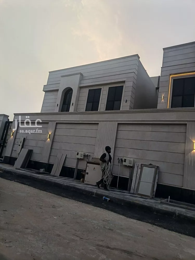 فيلا للبيع في شارع عبدالرحمن ابن كعب الانصاري, حي اللؤلؤ, مدينة الخبر, المنطقة الشرقية