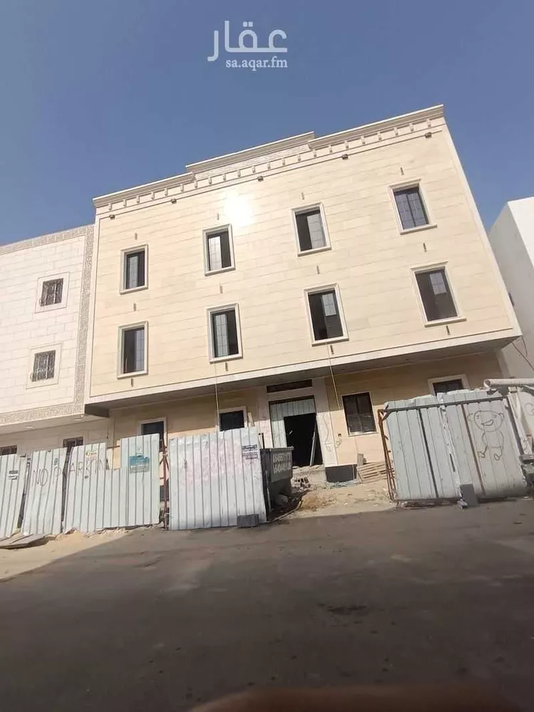 عمارة للبيع في شارع حائل, حي الثقبة, مدينة الخبر, المنطقة الشرقية