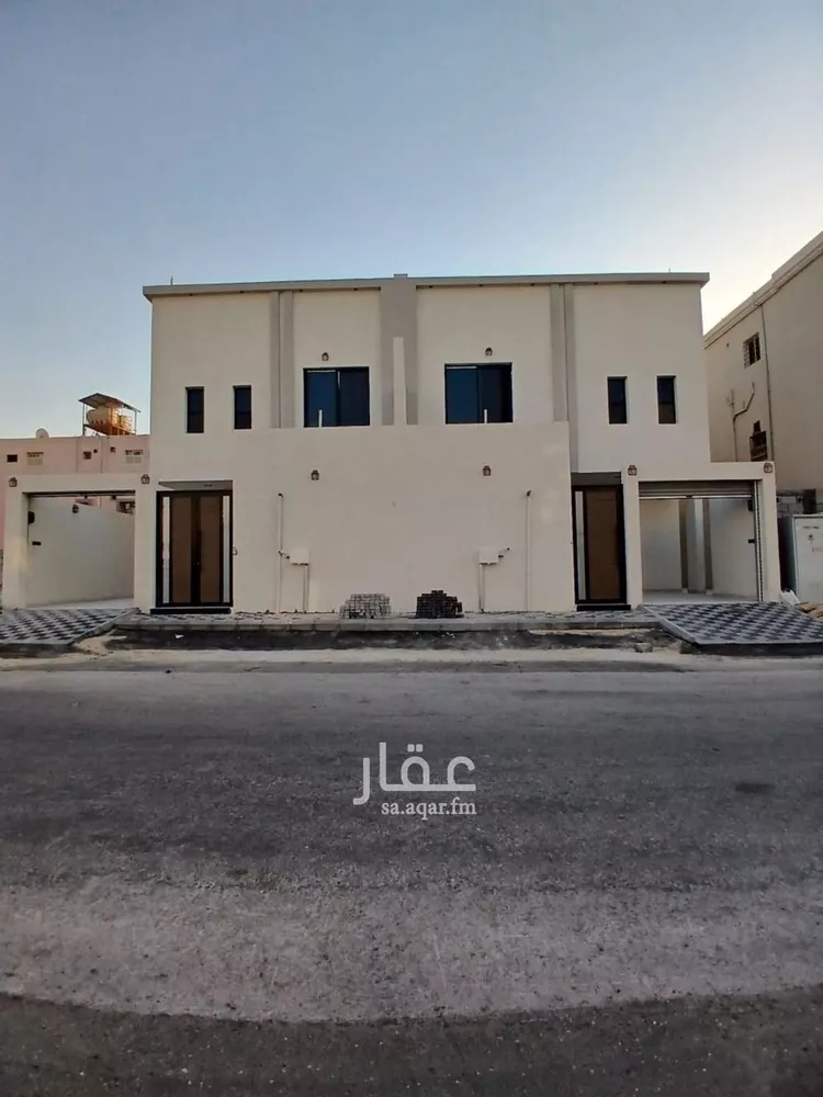 فيلا للبيع في شارع الأمير متعب بن عبدالعزيز, حي طيبة, مدينة الدمام, المنطقة الشرقية صورة 2