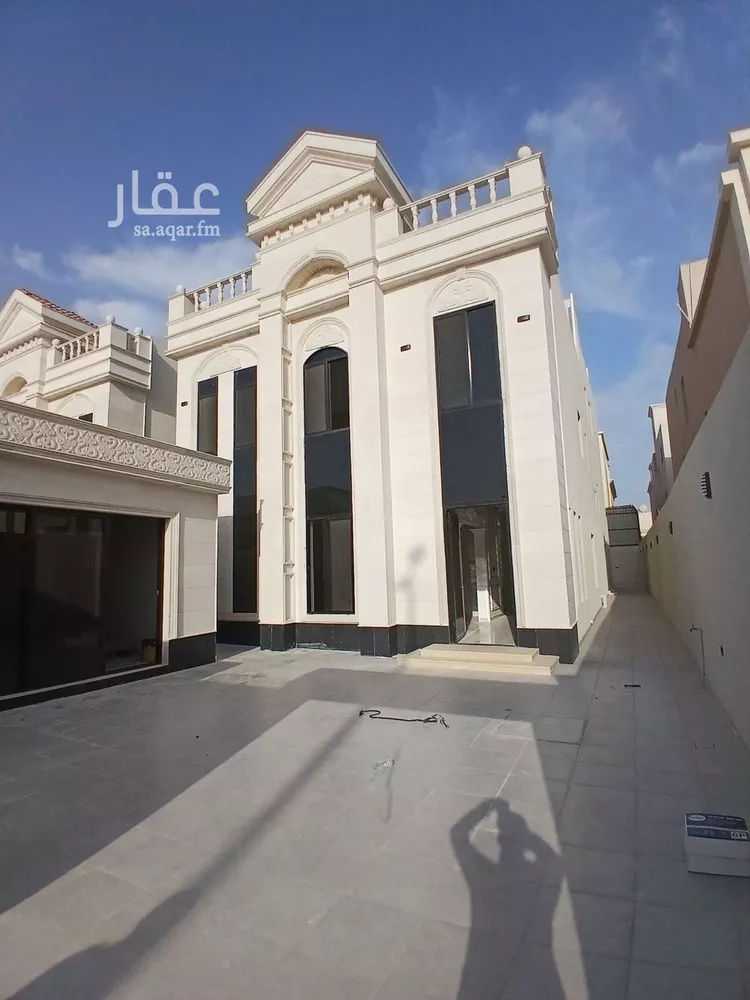 فيلا للبيع في شارع شوالة, حي اللؤلؤ, مدينة الخبر, المنطقة الشرقية