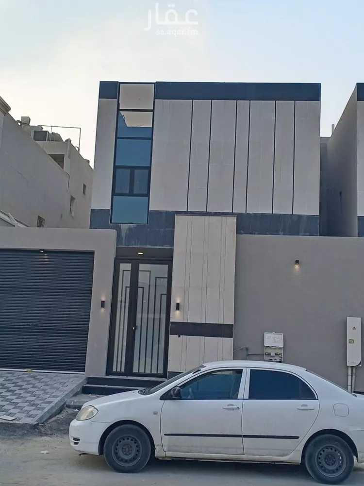 فيلا للبيع في شارع سهل بن صخر, حي ضاحية الملك فهد, مدينة الدمام, المنطقة الشرقية صورة 2