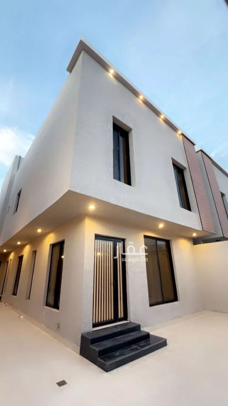 فيلا للبيع في شارع السيف, حي الشعلة, مدينة الدمام, المنطقة الشرقية