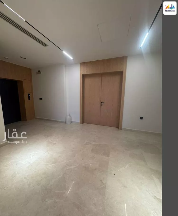 برج للإيجار في شارع الملك فهد الفرعي, حي المحمدية, مدينة الرياض, منطقة الرياض 24