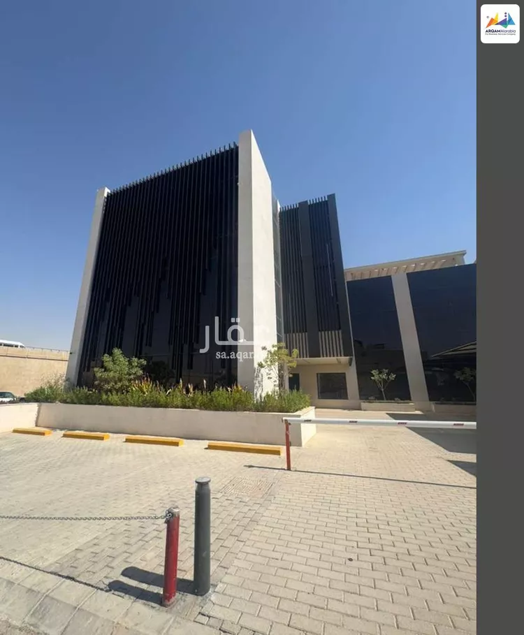 برج للإيجار في شارع الملك فهد الفرعي, حي المحمدية, مدينة الرياض, منطقة الرياض 17