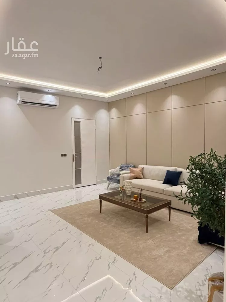 دور للبيع في شارع حسن مشاط, حي عكاظ, مدينة الرياض, منطقة الرياض 12