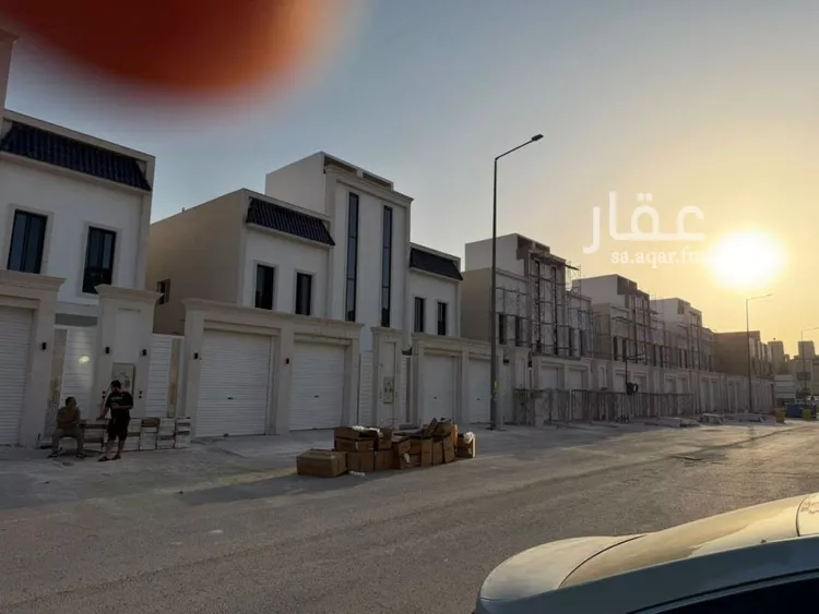 دور للبيع في شارع حسن مشاط, حي عكاظ, مدينة الرياض, منطقة الرياض 6