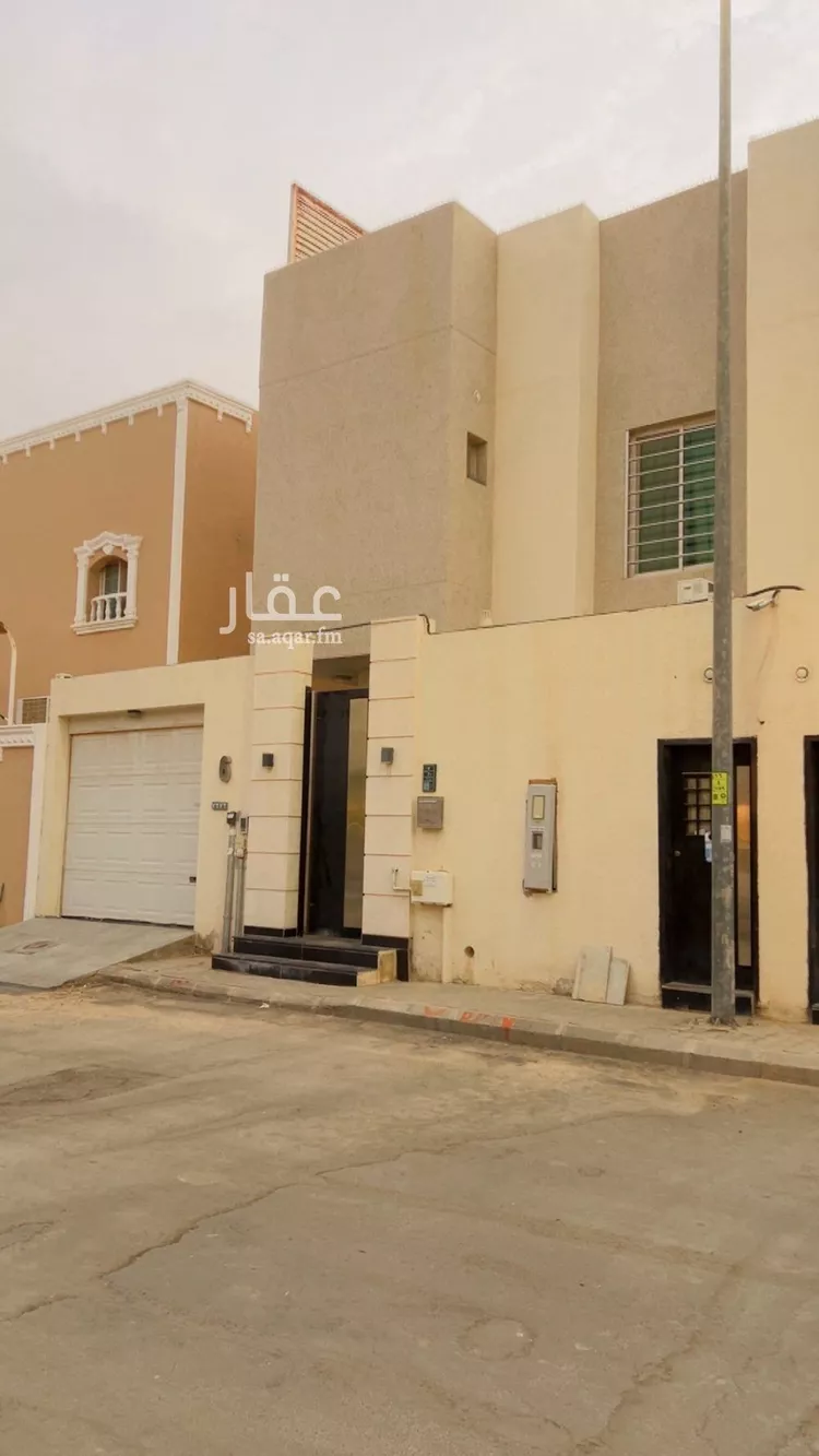 فيلا للبيع في شارع عمر التميمي, حي التعاون, مدينة الرياض, منطقة الرياض