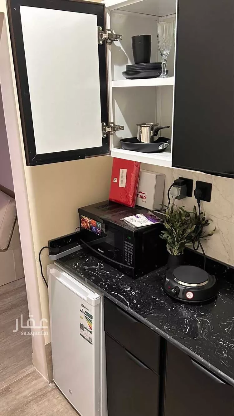 شقة للإيجار في شارع علي بن عبدوس ، حي العقيق ، الرياض ، منطقة الرياض صورة 2