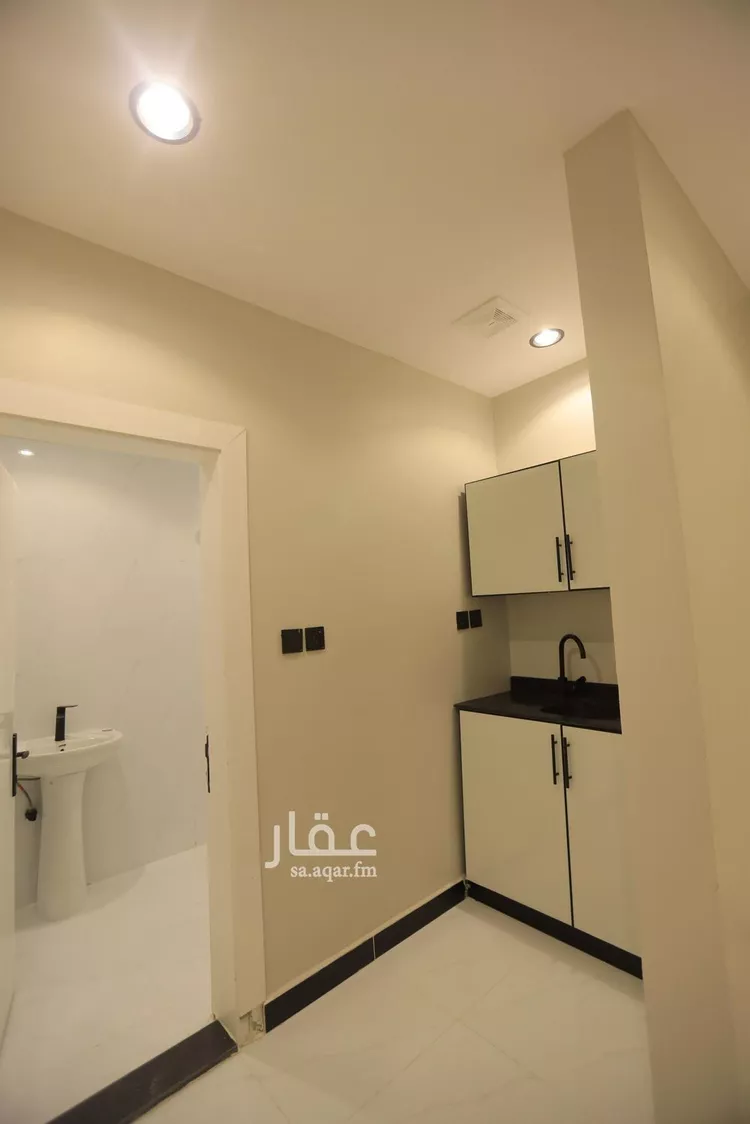 شقة للإيجار في شارع كوالالمبور, حي اليرموك, مدينة الرياض, منطقة الرياض صورة 2