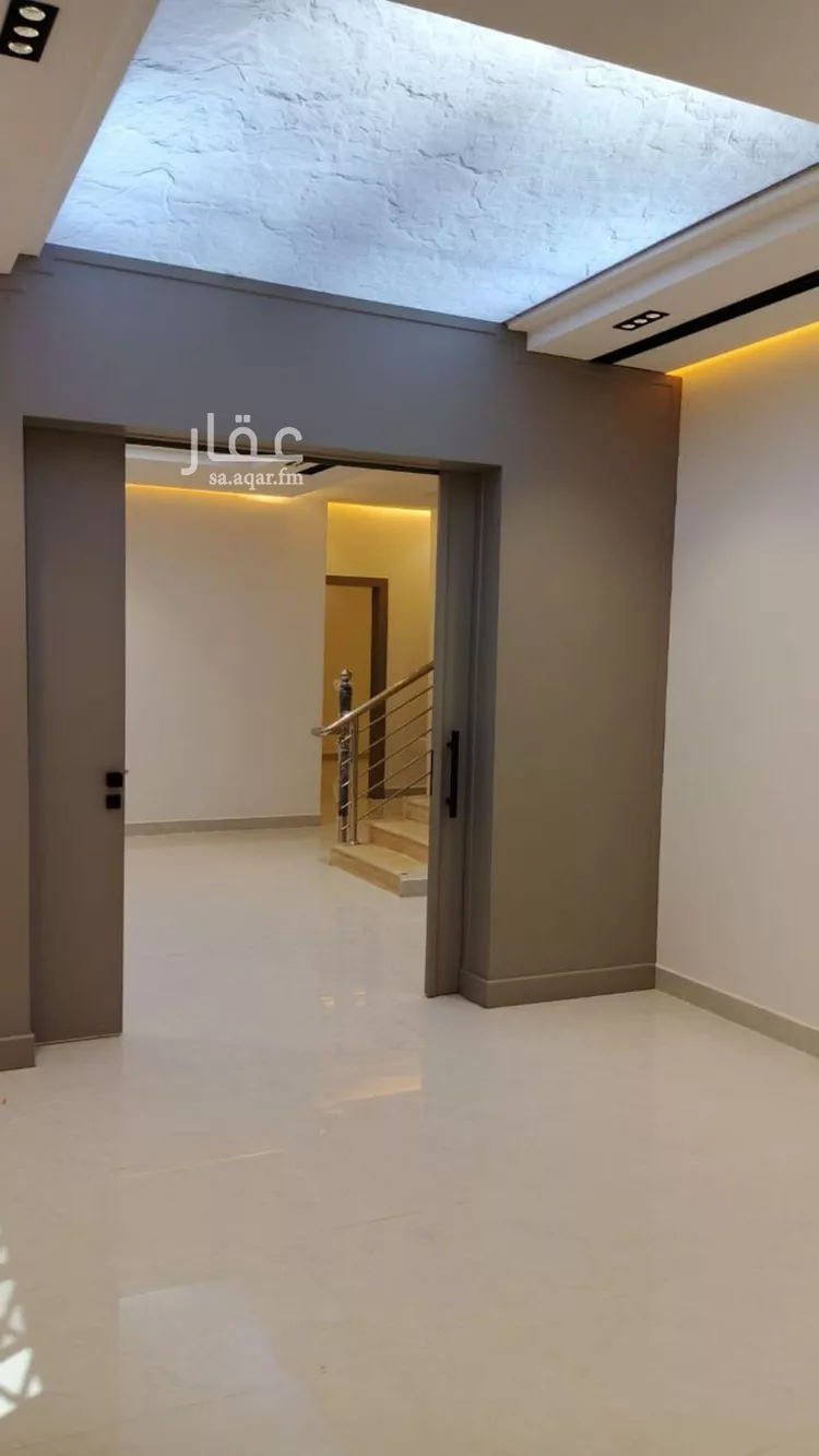 دور للبيع في شارع إبراهيم السوهائي, حي بدر, مدينة الرياض, منطقة الرياض صورة 3
