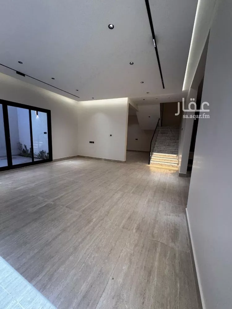 فيلا للبيع في شارع ابي القاسم الثمانيني, حي بدر, مدينة الرياض, منطقة الرياض صورة 2