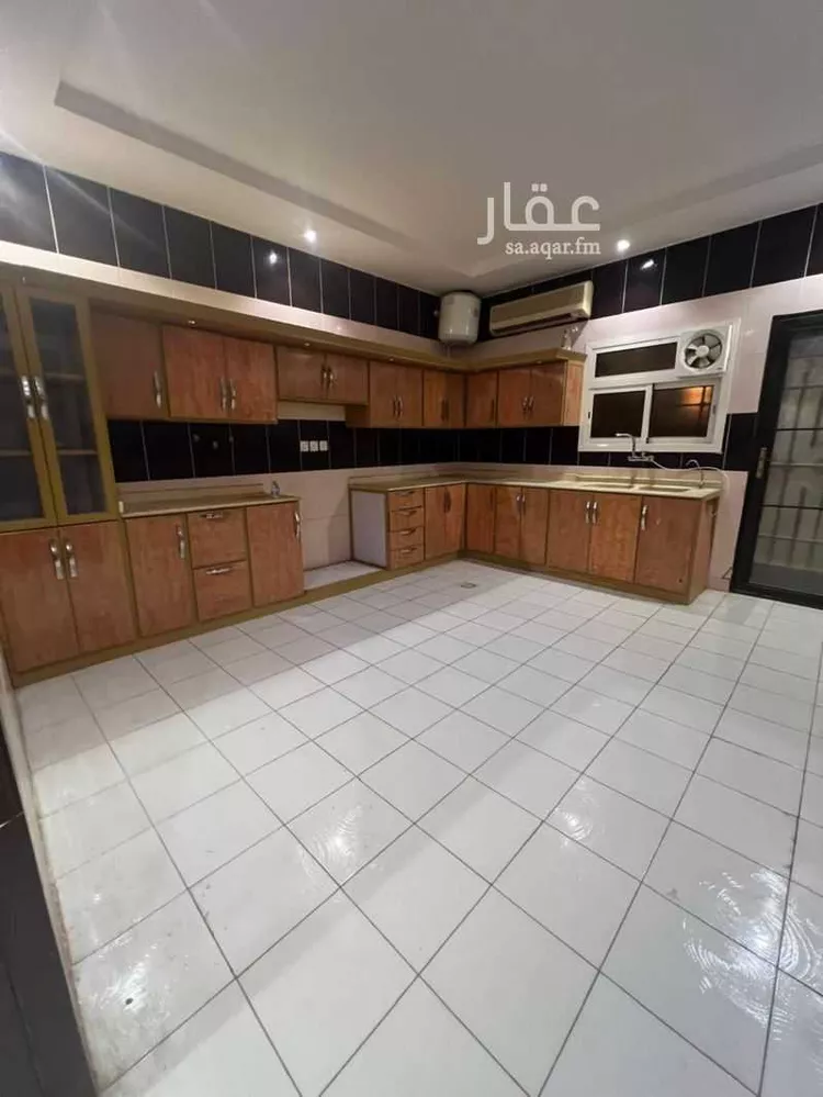 فيلا للبيع في شارع سالم بن أبي بكر شيخان, حي العارض, مدينة الرياض, منطقة الرياض 6