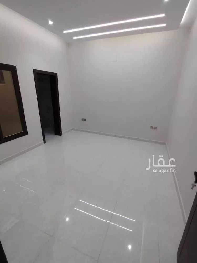 دور للبيع في شارع حسين الجزيري, حي الرمال, مدينة الرياض, منطقة الرياض 6