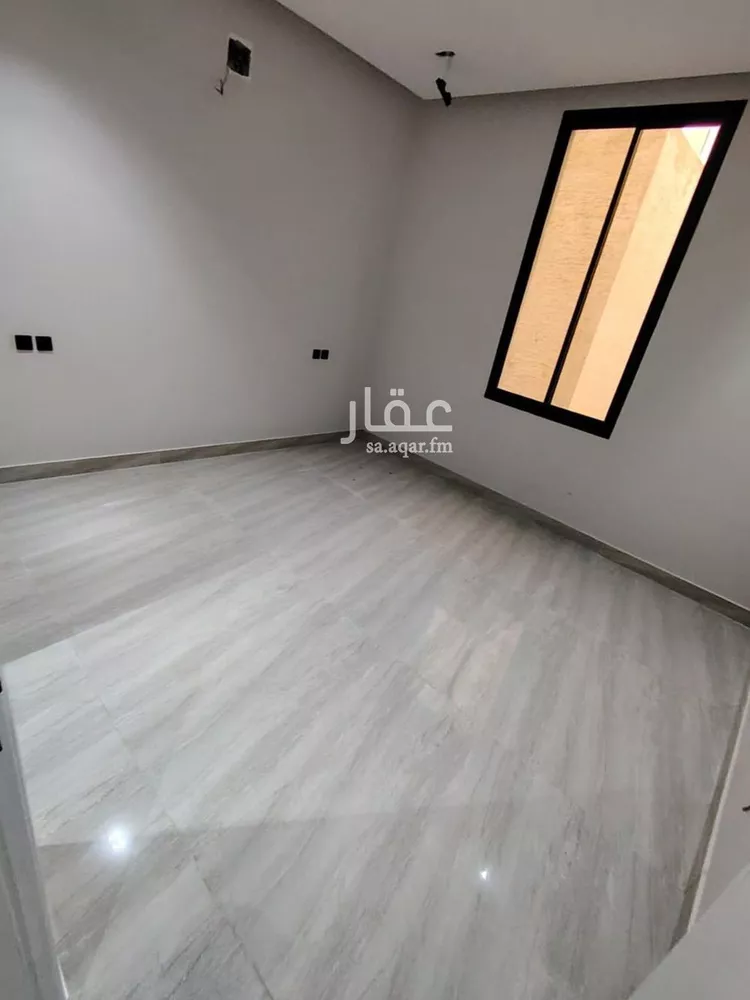 دور للبيع في شارع خلف بن معدان, حي بدر, مدينة الرياض, منطقة الرياض صورة 3