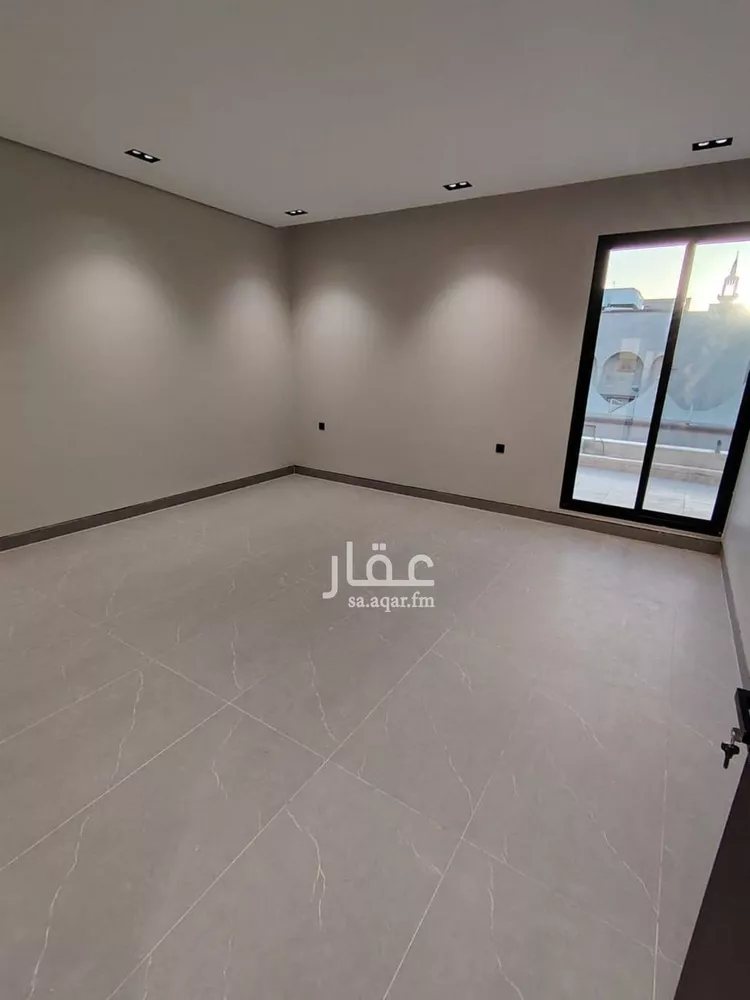 دور للبيع في شارع العينين, حي إشبيلية, مدينة الرياض, منطقة الرياض صورة 4