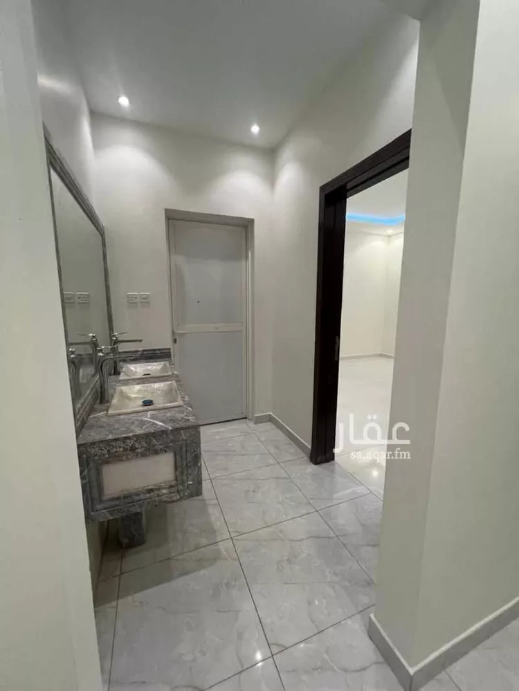فيلا للبيع في شارع سالم بن أبي بكر شيخان, حي العارض, مدينة الرياض, منطقة الرياض 15