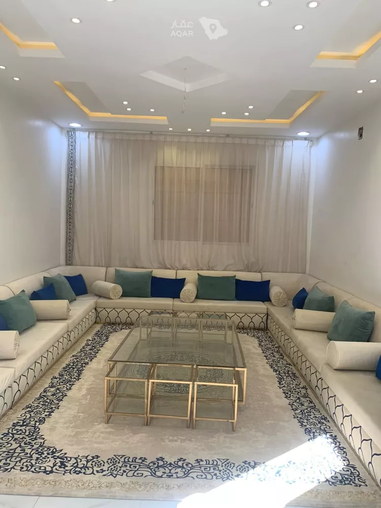 فيلا للإيجار في شارع ابن الكوفي, حي الرمال, مدينة الرياض, منطقة الرياض صورة 4