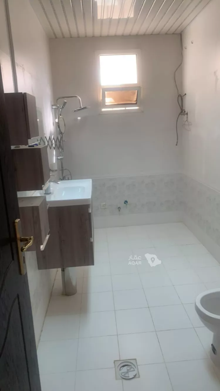 فيلا للإيجار في شارع ابن الكوفي, حي الرمال, مدينة الرياض, منطقة الرياض 6