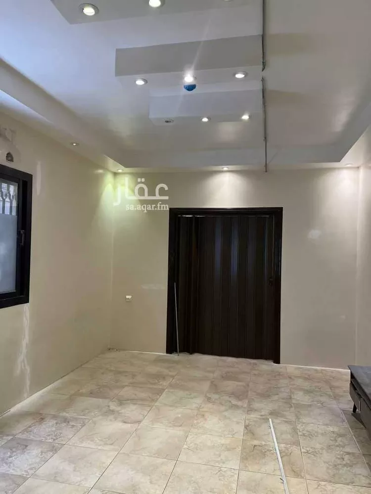 مكتب تجاري للإيجار في شارع التخصصي, حي المعذر الشمالي, مدينة الرياض, منطقة الرياض صورة 2