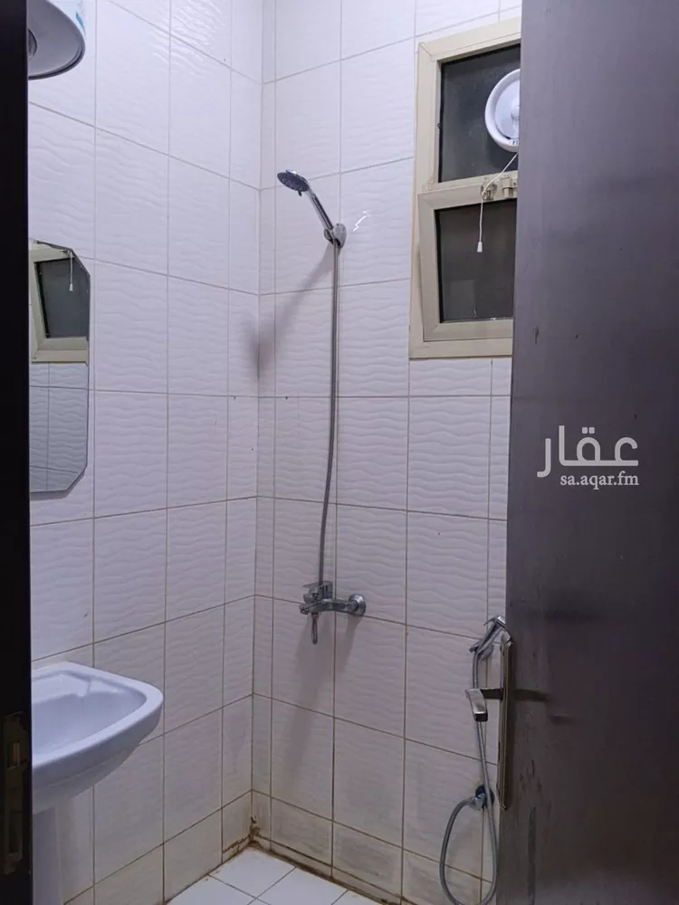 شقة للإيجار في شارع محمد بن قدامة, حي الإزدهار, مدينة الرياض, منطقة الرياض 6