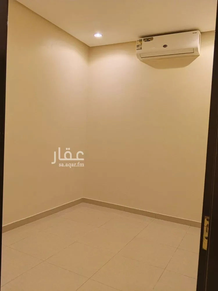 شقة للإيجار في شارع محمد بن قدامة, حي الإزدهار, مدينة الرياض, منطقة الرياض صورة 3