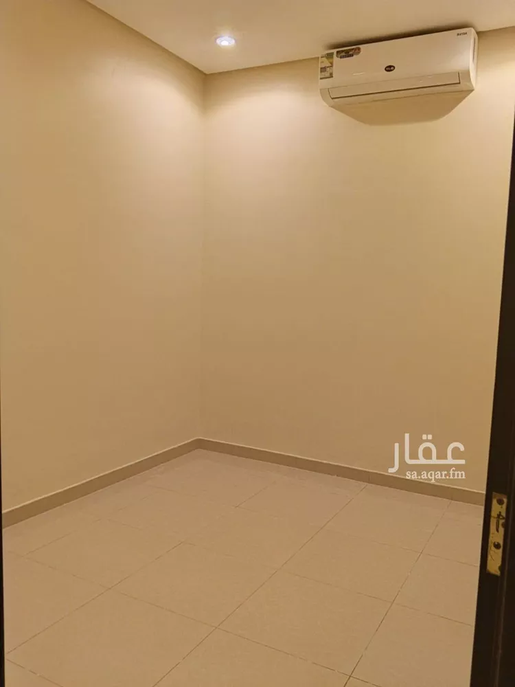 شقة للإيجار في شارع محمد بن قدامة, حي الإزدهار, مدينة الرياض, منطقة الرياض صورة 4
