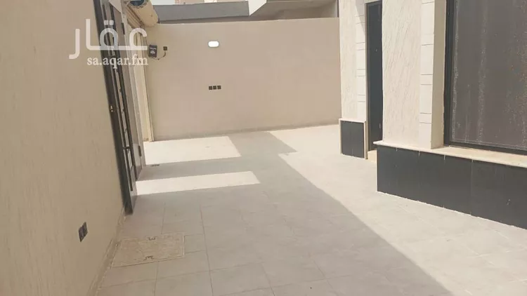 دور للبيع في شارع العزم, حي بدر, مدينة الرياض, منطقة الرياض 12