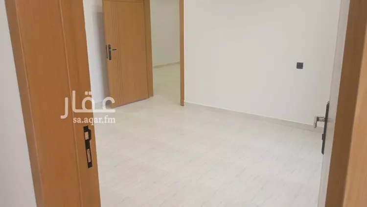 دور للبيع في شارع العزم, حي بدر, مدينة الرياض, منطقة الرياض 9