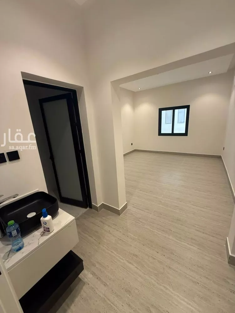 شقة للبيع في شارع المراح, حي الحمراء, مدينة الخبر, المنطقة الشرقية 16