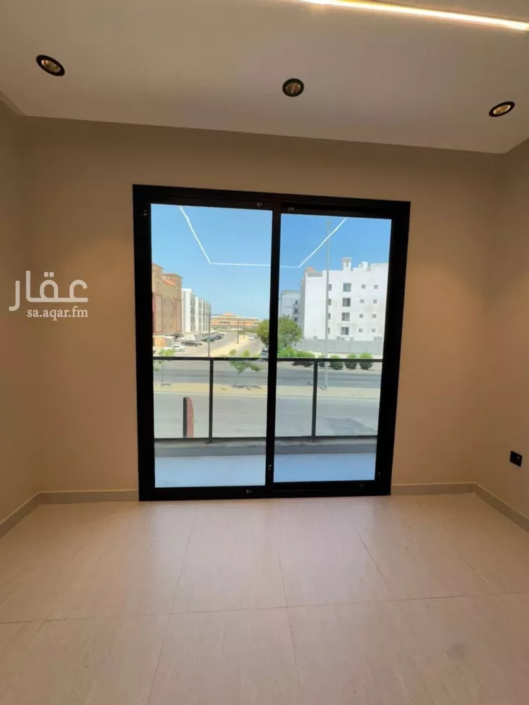 شقة للبيع في شارع النعيرية, حي الحمراء, مدينة الخبر, المنطقة الشرقية 7