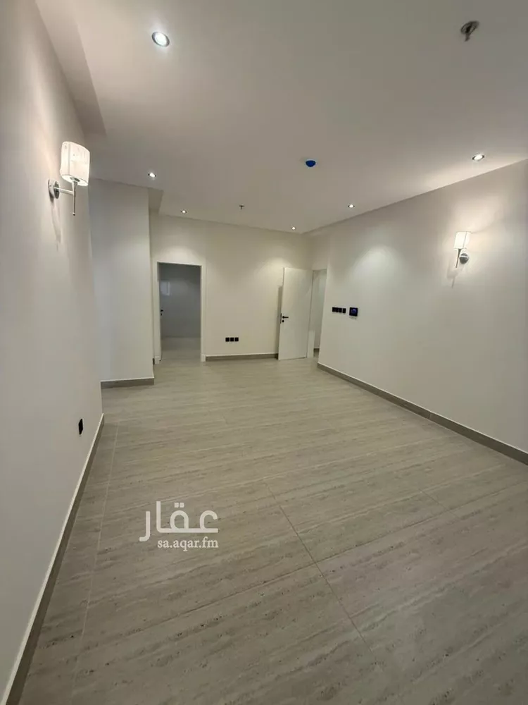 شقة للبيع في شارع المراح, حي الحمراء, مدينة الخبر, المنطقة الشرقية 15
