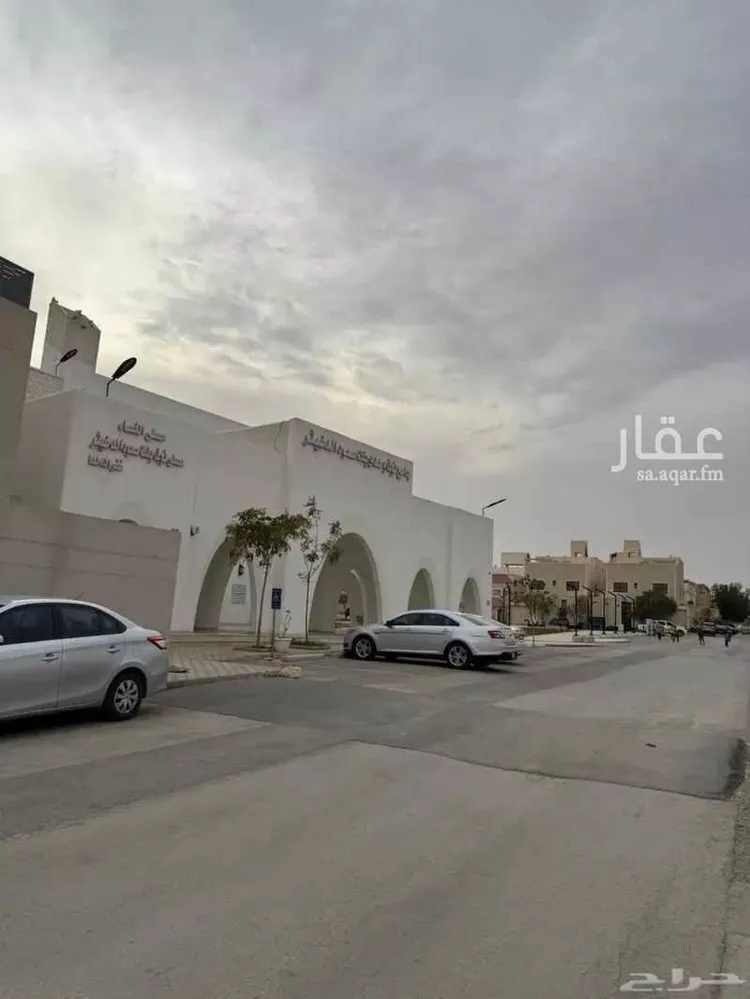 فيلا للبيع في شارع رقم 391, حي ظهرة لبن, مدينة الرياض, منطقة الرياض صورة 4