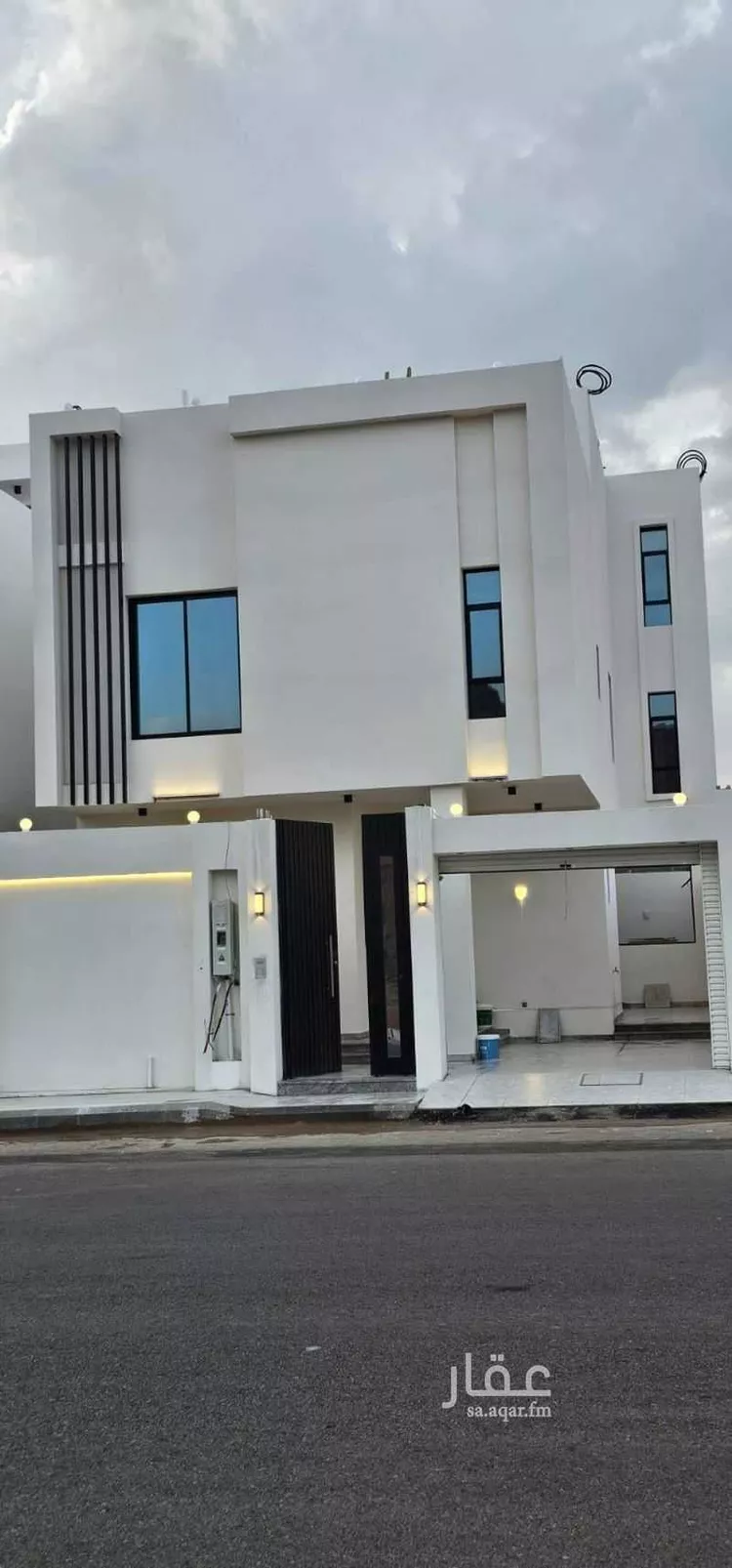 فيلا للبيع في شارع فرات بن ثعلبة ، المدينة المنورة ، منطقة المدينة المنورة صورة 2