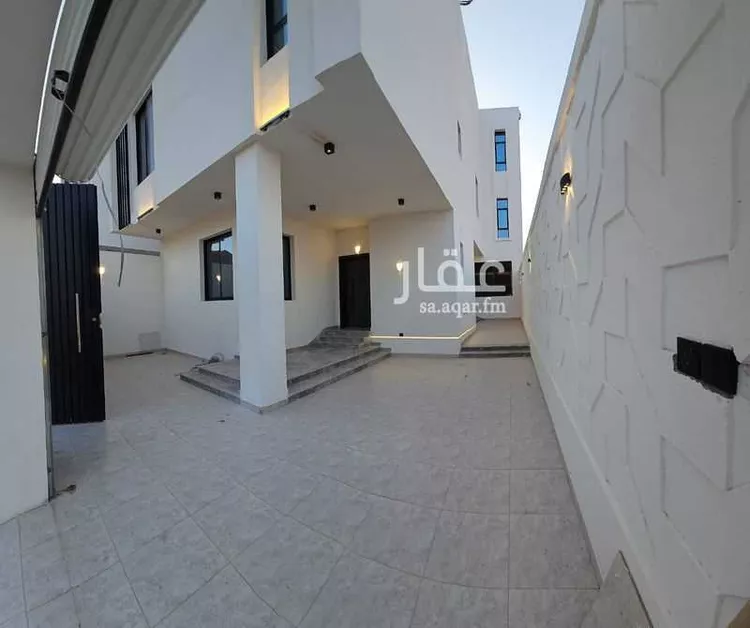 فيلا للبيع في شارع فرات بن ثعلبة ، المدينة المنورة ، منطقة المدينة المنورة صورة 3
