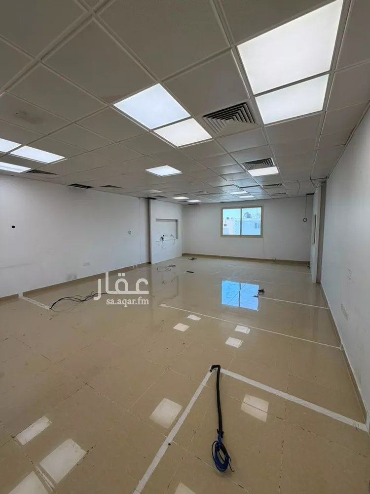 Commercial Office for Rent in Riyadh At Taawon صورة 2