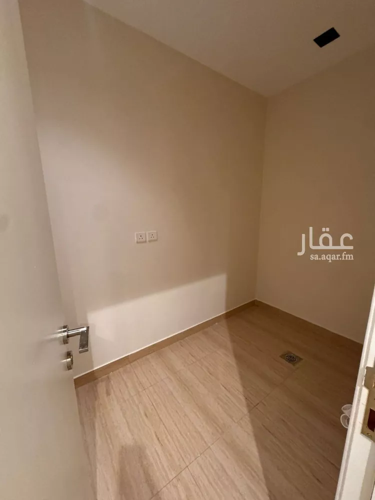 شقة للإيجار في شارع رقم 354, حي الملقا, مدينة الرياض, منطقة الرياض صورة 4