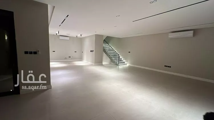 فيلا للإيجار في شارع أبي عبدالله الجمحي, حي العارض, مدينة الرياض, منطقة الرياض صورة 5