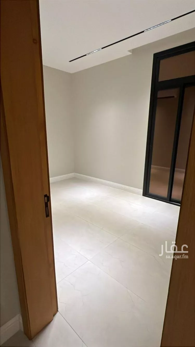 فيلا للإيجار في شارع أبي عبدالله الجمحي, حي العارض, مدينة الرياض, منطقة الرياض صورة 4