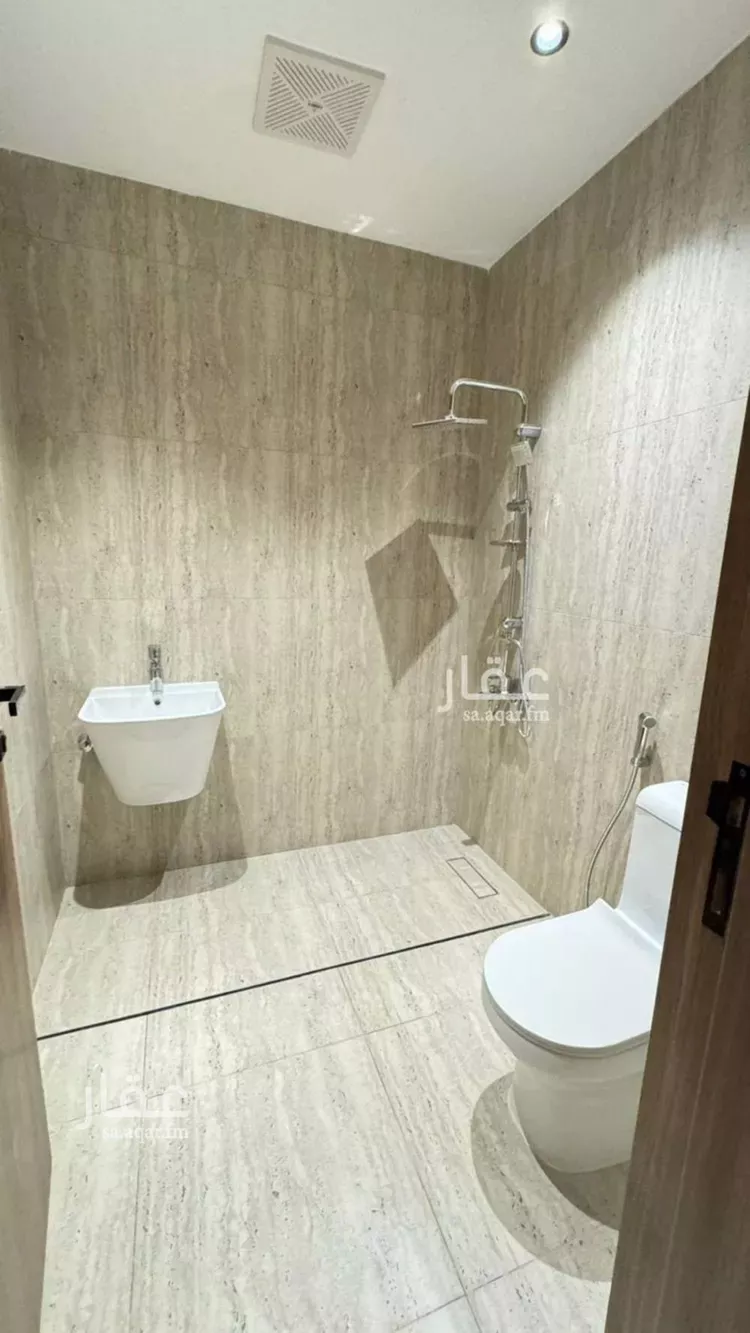 شقة للإيجار في شارع نعمان بن مقرن المزيني, حي العارض, مدينة الرياض, منطقة الرياض صورة 2