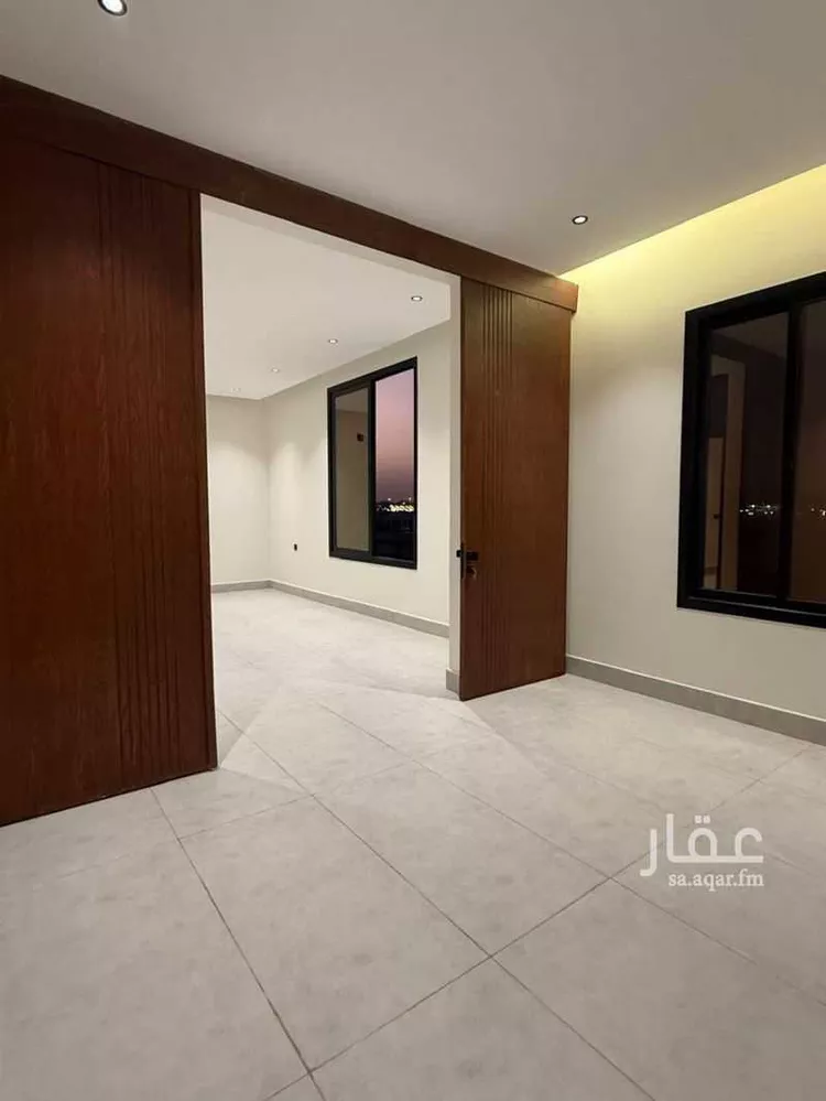 دور للبيع في شارع بالقرب من شارع الشيخ عيسى بن سلمان ال خليفة, حي المعيزيلة, مدينة الرياض, منطقة الرياض 8