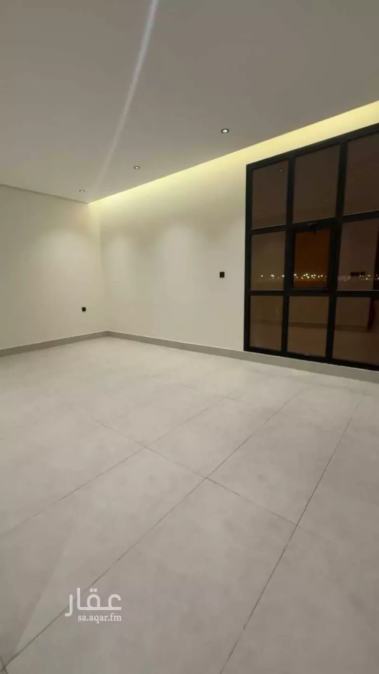 دور للبيع في شارع بالقرب من شارع الشيخ عيسى بن سلمان ال خليفة, حي المعيزيلة, مدينة الرياض, منطقة الرياض صورة 2